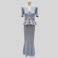 Vente en Gros Élégante Classique Noir Robe Col V pour Femmes Jupe Courte Robes pour Femme