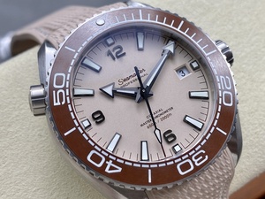 Montre mécanique de luxe de qualité supérieure, étanche, 43,5 mm, lunette en céramique rose, 600 m, mouvement intégré VS Factory 8900 - Product Image 2