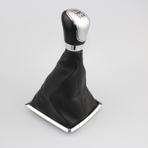 Pommeau de levier de vitesse en cuir pour Ford Focus, avec boule argentée mate, design ergonomique pour voitures à transmission manuelle - Product Image 2