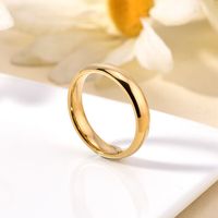 Großhandel Maßgefertigte Modische Moderne Eheringe 18K Gold Zierliche Edelstahl Blanko Paar Dünne Bandringe für Männer Frauen