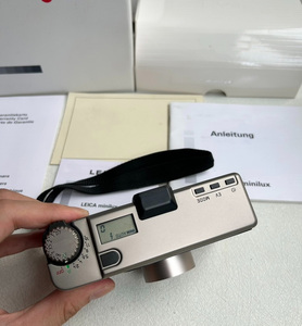 Good Condition Used Camera Leicas Minilux Lightweight Compact Camera with Summarit 40mm f/2.4 - Product Image 5