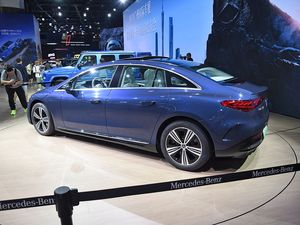 Coche de marca de <span class=keywords><strong>precio</strong></span> bajo de venta caliente en CHINA New Energy Car Electric Adult Car Mercede BENZs <span class=keywords><strong>EQE</strong></span> 500 - Product Image 4