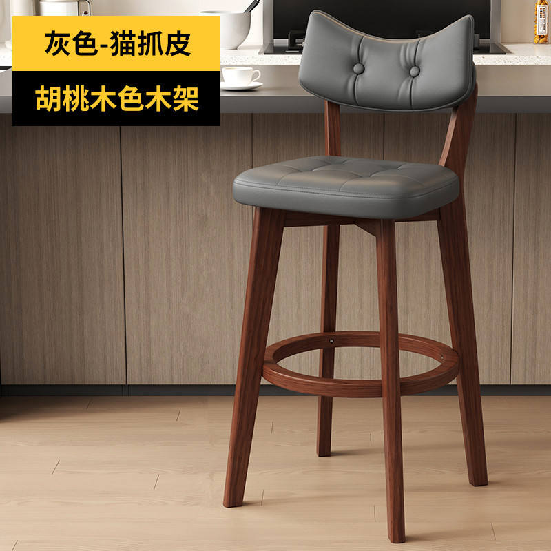 Cadre marron avec griffoir pour chat en cuir gris