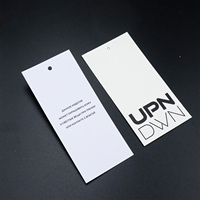 Étiquettes suspendues en papier bicolores personnalisées avec instructions d'entretien, logo de marque professionnel, étiquettes de vêtements pour les vêtements