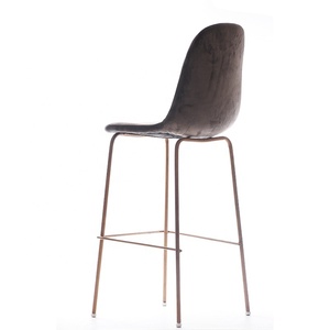 Style moderne <span class=keywords><strong>de</strong></span> Barre Commerciale Meubles Velours Marron <span class=keywords><strong>Dossier</strong></span> Chaise <span class=keywords><strong>De</strong></span> <span class=keywords><strong>Bar</strong></span> En Métal Cadre Repose-pieds Haute <span class=keywords><strong>Tabouret</strong></span> <span class=keywords><strong>de</strong></span> <span class=keywords><strong>Bar</strong></span> Chaises pour Nuit Culb - Product Image 4