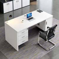 Poste de travail moderne pour le personnel de bureau Table de bureau modulaire Bureau de travail de bonne qualité pour les affaires directeur de patron d'hôtel