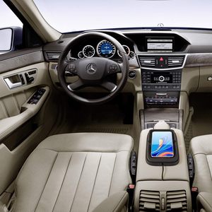 Qc 3.0 <span class=keywords><strong>USB</strong></span> Adapter Kit 10W không dây sạc xe hơi sạc Board chống trượt không dây điện thoại di động sạc - Product Image 5