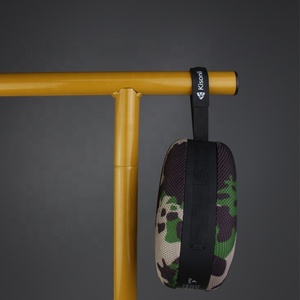 Haut-parleur en tissu Kisonli <span class=keywords><strong>K7</strong></span> 16W avec logo personnalisé, batterie 2400mAh, haut-parleur sans fil, basses profondes, lecture U Disk TF, crochet - Product Image 4