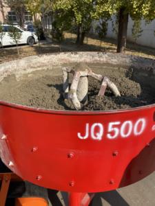 Mezclador de hormigón duradero JQ500 equipado con placa de refuerzo interior - Product Image 3