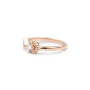 Señoras 14K oro rosa delicado compromiso boda anillo flecha deconstruido pavé diamante cóctel anillo laboratorio cultivado perla joyería fina - Product Image 4