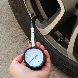 Manomètre de dégonflage multifonctionnel haute performance avec long tuyau pour usage automobile, produit de sport et de divertissement - Product Image 4