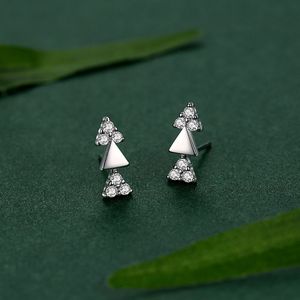 Pendientes Triangulares Minimalistas de Plata de Ley S925 con Corte Redondo, Versión en Cobre Personalizable - Regalo Diario para Mujer - Product Image 2