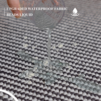 Tapis de sol moderne abstrait gris en polyester imperméable à poils mi-longs avec envers en jute antidérapant, antimicrobien et réversible