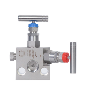 Conector en T de Acero Inoxidable 304 con Rosca Interna, Integrado de Dos Piezas - Product Image 1
