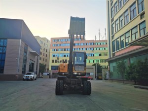 Excavatrice de construction Excavatrice à roues de 8 tonnes Pelle rétrocaveuse à pression hydraulique Godet de tranchée - Product Image 4