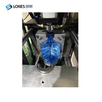 Machine de soufflage de bouteilles d'eau en plastique PET semi-automatique de haute qualité 5L-25L avec contrôle PLC pour cycle de tambour de baril 120BPH