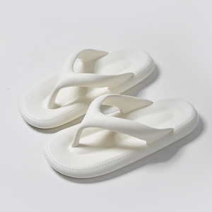 Tongs personnalisées avec logo, en PVC antidérapant, pour l'été, la plage, décontractées, à design bas, chaussures tongs - Product Image 2