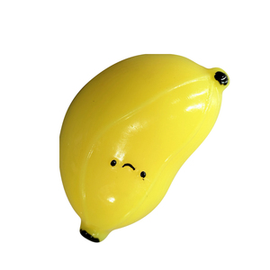 Vente en gros de jouets anti-stress en forme de banane en TPR avec logo personnalisé, jouets à presser en forme de fruit pour enfants - Product Image 1