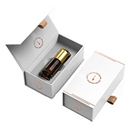 Boîte d'huile de parfum d'estampage d'or noir de 30ml de voiture vide ordinaire personnalisée pour hommes