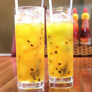 CONCENTRADO DE JUGO DE MARACUYÁ CONGELADO SIN AZÚCAR ALTA PUREZA 99% DE VIETNAM - Product Image 1