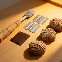 Coupe-pain en acier inoxydable 304 avec manche en bois de hêtre, 5 lames, étui en cuir et couteau à découper les baguettes