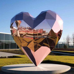 Statue Cœur Géante - Sculpture Tendance en Résine Durable Peinte à la Main, Symbole d'Amour pour Centres Commerciaux, Parcs et Zones Photo - Product Image 6