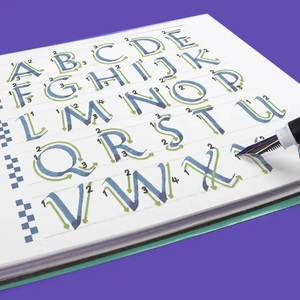 1 soporte <span class=keywords><strong>de</strong></span> 4 puntas, 3 bolsas <span class=keywords><strong>de</strong></span> tinta, 1 Juego <span class=keywords><strong>de</strong></span> bolígrafo <span class=keywords><strong>de</strong></span> caligrafía secante basculante, bolígrafo con <span class=keywords><strong>letras</strong></span> decoradas - Product Image 2