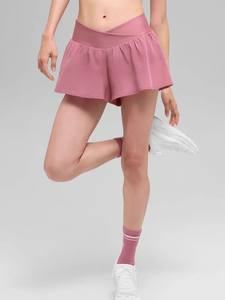 Celana Pendek Olahraga Wanita Model High Waisted Waistband Crossover 2 in 1 Liner, Desain OEM Khusus - Product Image 2