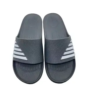 男士EVA滑梯浴鞋定制低价男女通用木屐拖鞋沙滩滑块成人透气EVA木屐鞋
