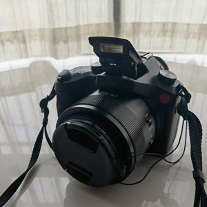 กล้องมือสอง Leica Typ 114 พร้อมเลนส์ซูมระยะไกล 25-400 มม. ความละเอียด 20.9 ล้านพิกเซล กล้องดิจิตอลขนาดกะทัดรัด 4K - Product Image 4