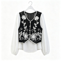 Haut en tricot durable à lacets en dentelle florale au dos, gilet ajouré, chemisier en mousseline à manches papillon, fin pour l'automne