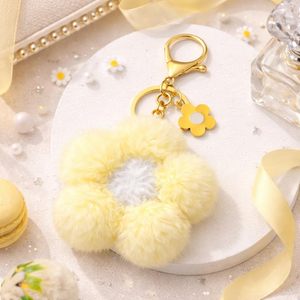 Porte-clés Tête de Mickey en Peluche Mignon et Créatif, Pendentif de Sac, Accessoire Suspendu pour Voiture, Petit Cadeau Populaire - Product Image 1