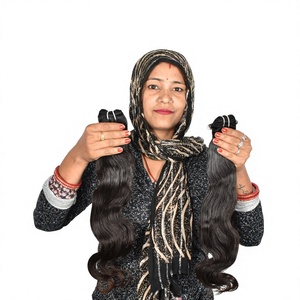 Extensions de Tissage en Cheveux Humains avec Cuticule Brute Alignée au Temple Indien, Ondulation Naturelle, Noir, pour Femme - Product Image 1