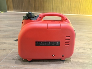 เครื่องกำเนิดไฟฟ้าเบนซินแบบพกพา 4kva 5kva ระบายความร้อนด้วยอากาศ 120V/230V/240V 50/60Hz 1500RPM สตาร์ทด้วยรีโมท สำหรับใช้ในบ้าน MQ-red YHS-MQ-red Gaso - Product Image 4