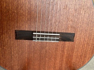 Guitarra clásica eléctrica <span class=keywords><strong>de</strong></span> material <span class=keywords><strong>de</strong></span> caoba <span class=keywords><strong>de</strong></span> precio barato <span class=keywords><strong>de</strong></span> Venta caliente marca Aiersi con cuerdas <span class=keywords><strong>de</strong></span> nailon <span class=keywords><strong>de</strong></span> 39 pulgadas - Product Image 5