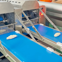Ligne de production de croissants en acier inoxydable de qualité alimentaire, machine à croissants entièrement automatique avec unité intégrée personnalisable