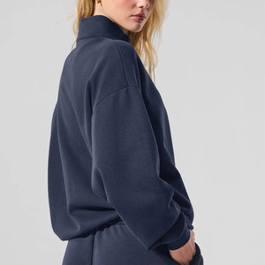 Sweat-shirt tendance uni, confortable et respirant, coupe classique, col rond, pour un usage quotidien en extérieur - Product Image 2