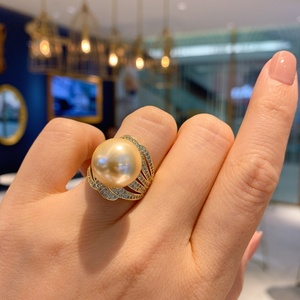 Bague Coquillage Doré Grande Taille 14MM en Cuivre Plaqué Or Écologique de Haute Qualité pour Femme – Vente en Gros, Raffinée pour le Quotidien - Product Image 3