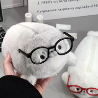 Jouets en peluche personnalisés : Peluche phoque, rangement de papeterie en peluche douce, cadeaux d'anniversaire adaptés aux garçons et aux filles.