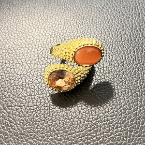 Elegante Anillo Abierto de Dos Tonos con Piedras Preciosas, Chapado en Oro, Ojo de Gato Naranja y Cristal Champán, Joyería de Diseño para Mujer - Product Image 2