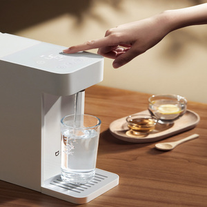 Distributeur d'eau chaude instantanée CN Mijia S1, réservoir de 3 L, chauffe instantanée en 3 secondes, chauffe-eau portable de bureau - Product Image 2