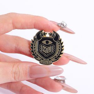 <span class=keywords><strong>Juego</strong></span> <span class=keywords><strong>de</strong></span> <span class=keywords><strong>supervivencia</strong></span> <span class=keywords><strong>de</strong></span> terror, pines esmaltados, broches <span class=keywords><strong>de</strong></span> <span class=keywords><strong>juego</strong></span> M personalizados, insignias <span class=keywords><strong>de</strong></span> solapa, ropa, joyería Punk gótica, regalo para niños y amigos - Product Image 1