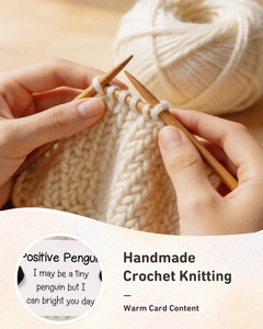 Muñeco de pingüino de ganchillo hecho a mano con orejeras, lindo juguete de peluche inspirador tejido para regalo o decoración - Product Image 2