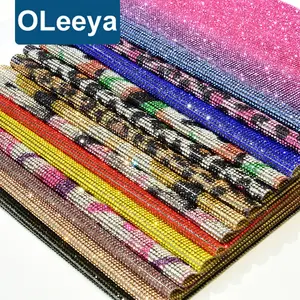 Alta calidad 24*40cm cristal autoadhesivo Rhinestone rollo hojas vidrio Rhinestone adhesivo malla hoja <span class=keywords><strong>para</strong></span> ropa taza zapatos - Product Image 1