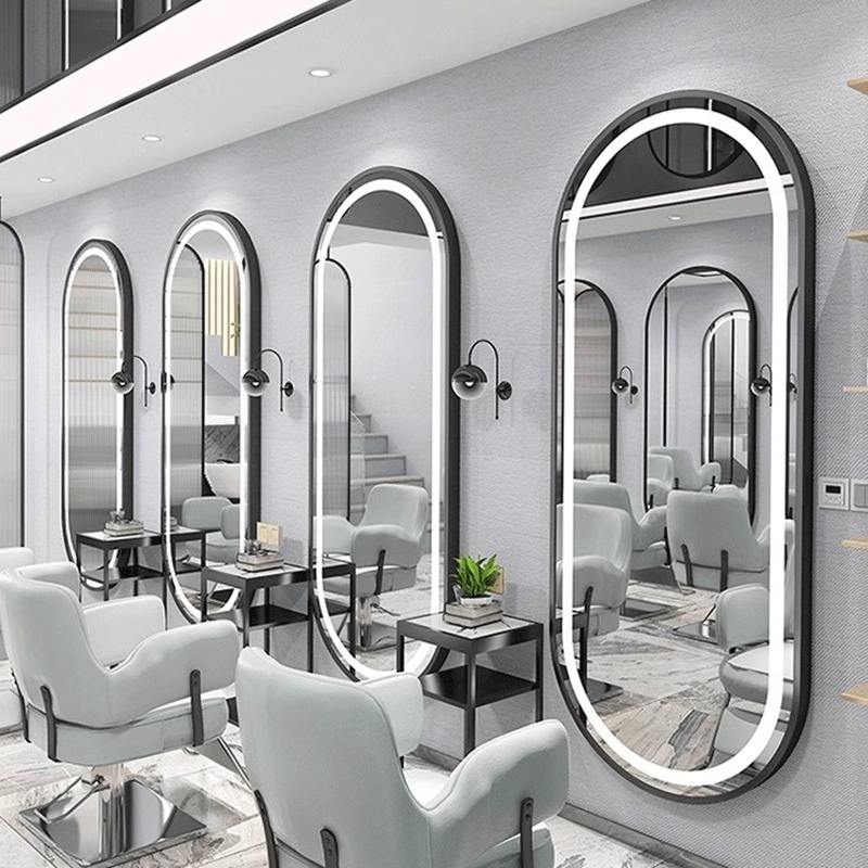 Lumière intérieure 70*170 dans le cercle (cadre noir)