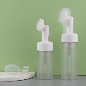 Bouteille de nettoyant pour le <span class=keywords><strong>visage</strong></span> en plastique PET de haute qualité 200ml avec bouchon de <span class=keywords><strong>brosse</strong></span> de nettoyage de pompe à mousse sérigraphie pour le nettoyage du <span class=keywords><strong>visage</strong></span> - Product Image 3