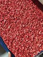 Hete Aanbieding: Goedkope Gedroogde Aardbeienblokjes - Frisse en Zoete Smaak, Gesneden Gedroogd Fruit in Bulkverpakking
