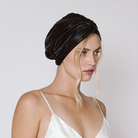 Topi tidur berbahan 100% sutra ini anti kusut, lembut, nyaman, dan ramah di rambut serta kulit Anda.