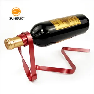 Sihirli yüzen tek şarap şişesi standı demir şerit yerçekimi süspansiyon Metal tutucu masa şarap teşhir vitrini