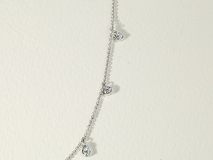 สร้อยคอเพชรเลี้ยงในห้องปฏิบัติการ ดีไซน์เรียบหรู สีทองคำขาว รูปทรงหยดน้ำ ซ้อนกันเป็นชั้นๆ ของขวัญวันครบรอบ - Product Image 3